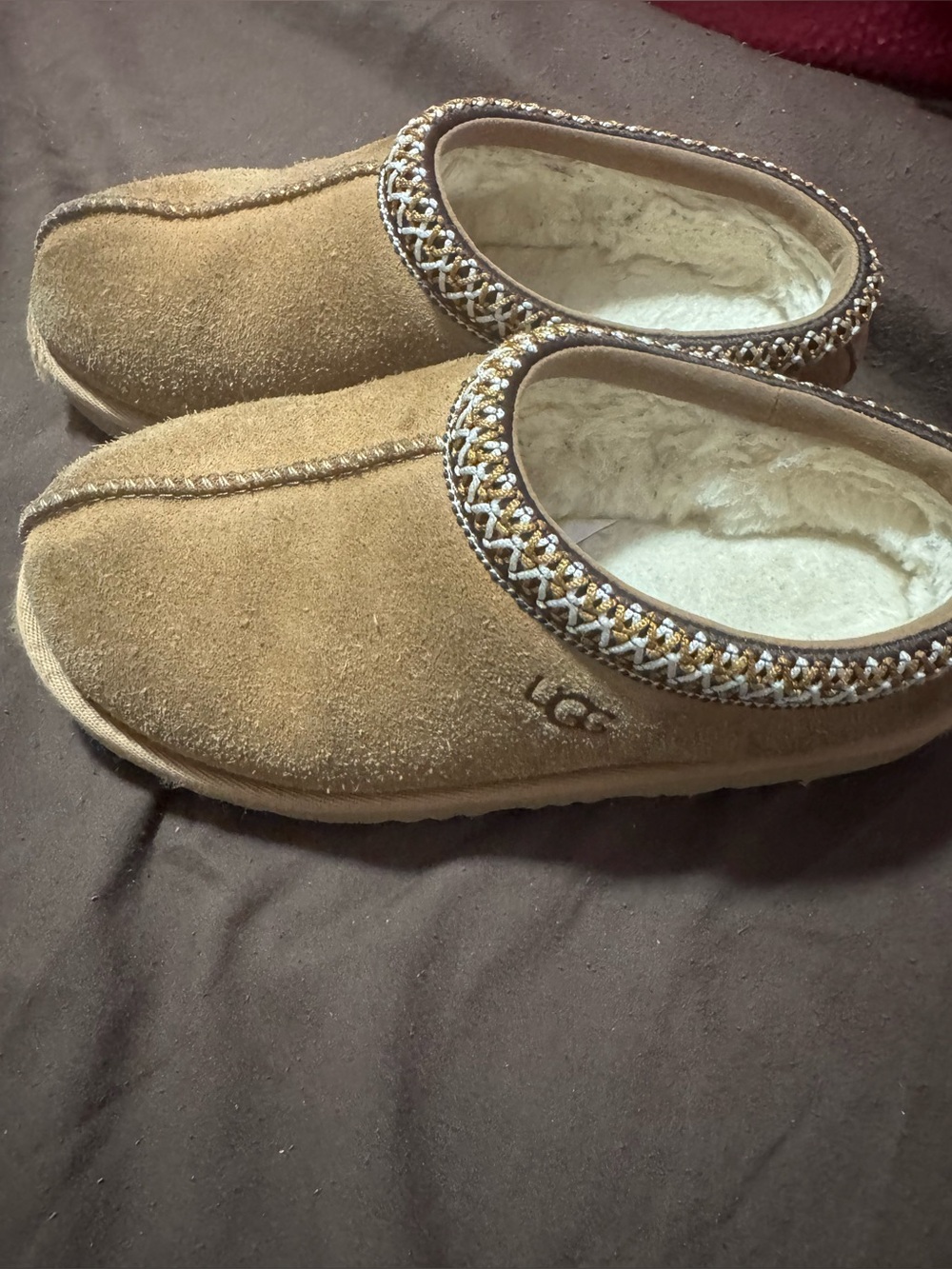 UGG Girls Brown Suede Sheepskin Lined Slip-On Shoes Size 2
